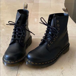 NEW Doc Marten’s Vegan 1460 Felix Lace Up Boots